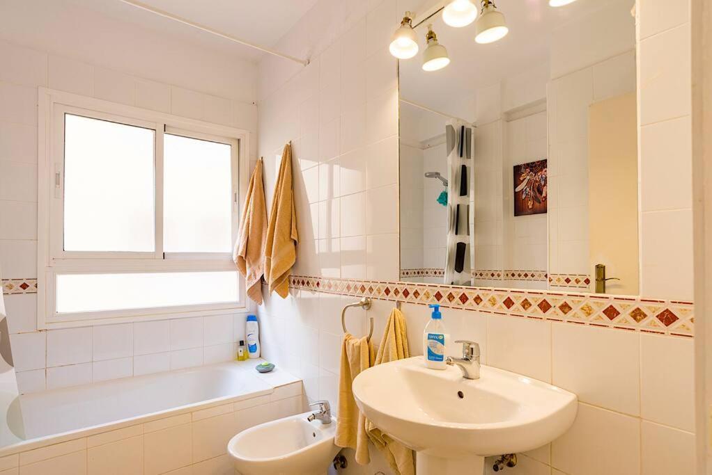 Sohocenter 2 Young People Only Apartment