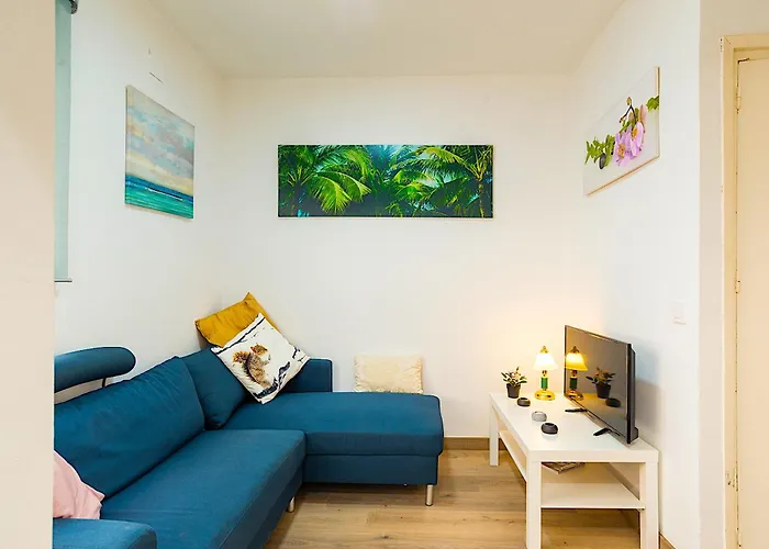 Sohocenter Apartment 2 Rooms Young People Only